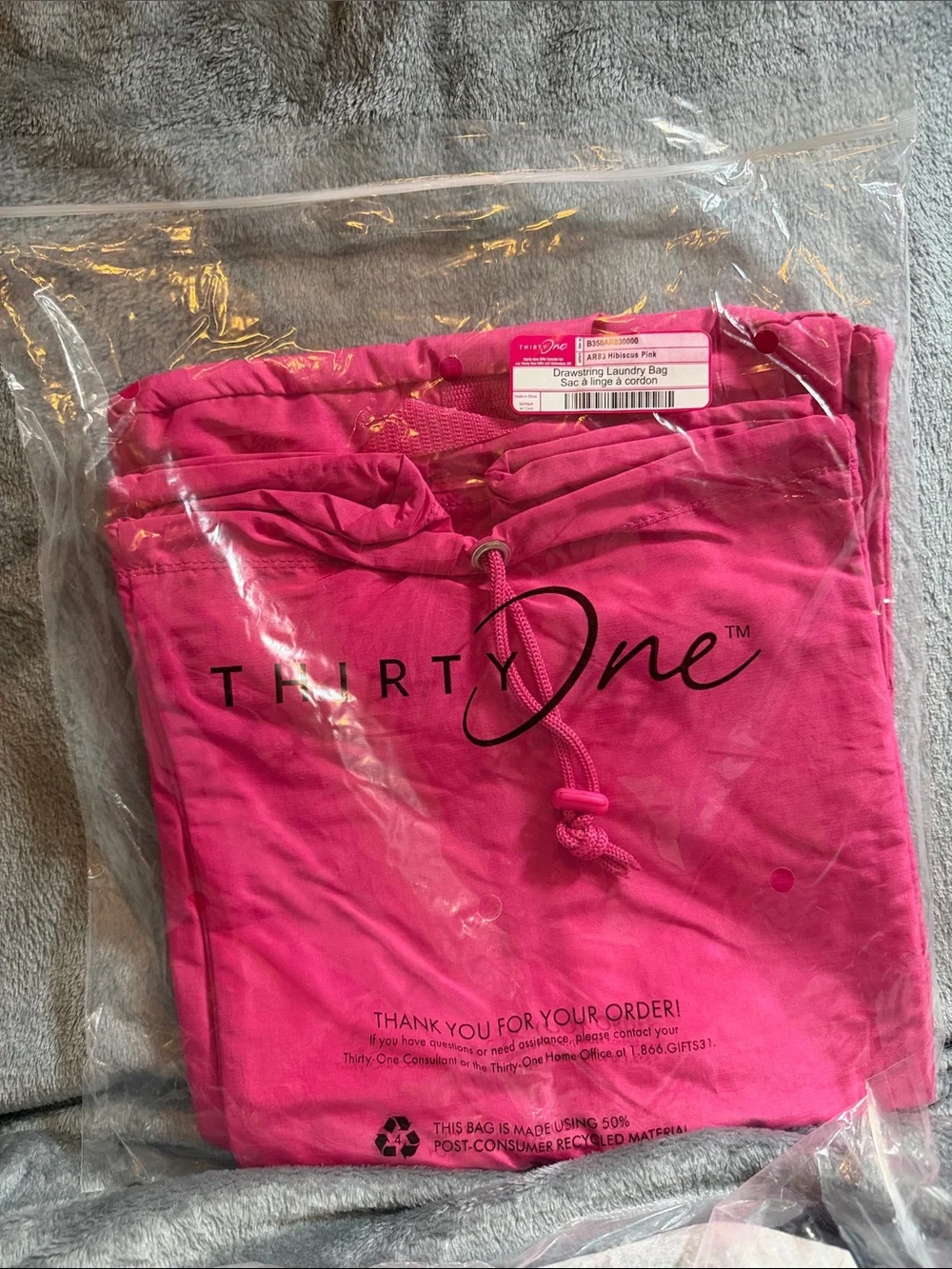 thirty-one Hot Pink Drawstring Laundry Tote
